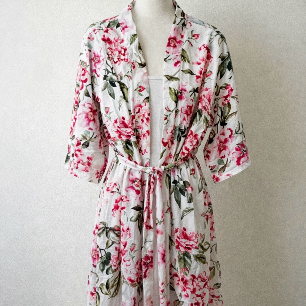 Show Me Your Mumu Floral Robe/Kimono- One Size Tie Waist